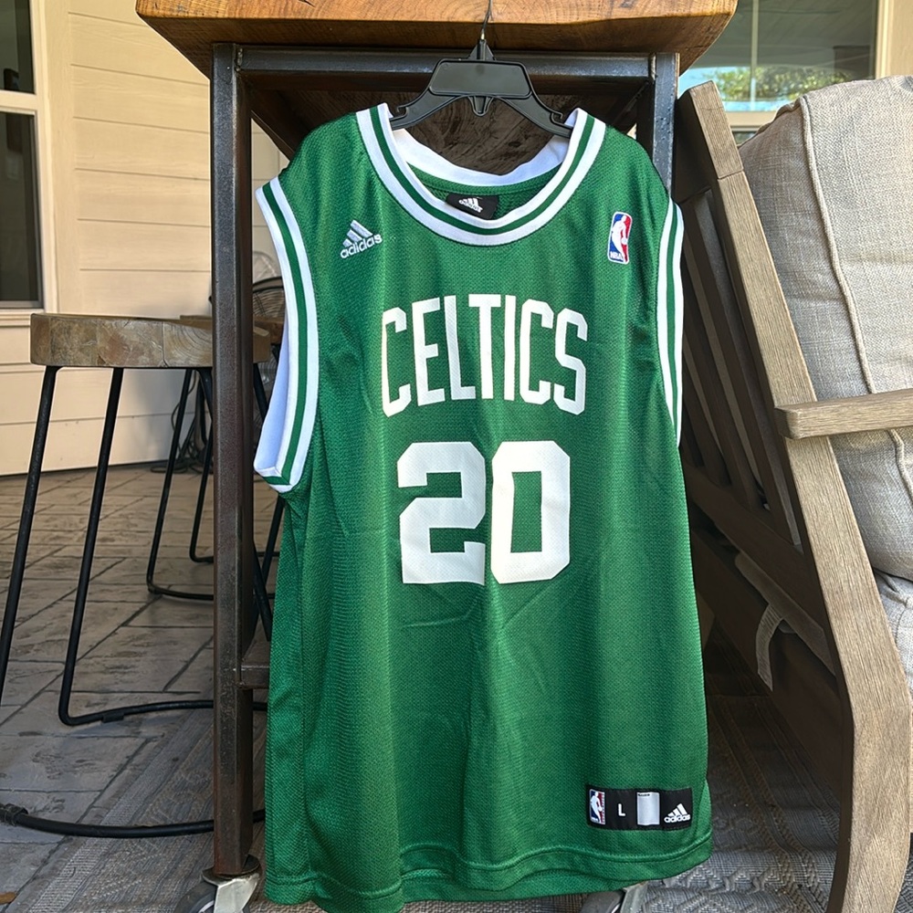 Boston Celtics youth Jersey. Number 20 Allen Jersey